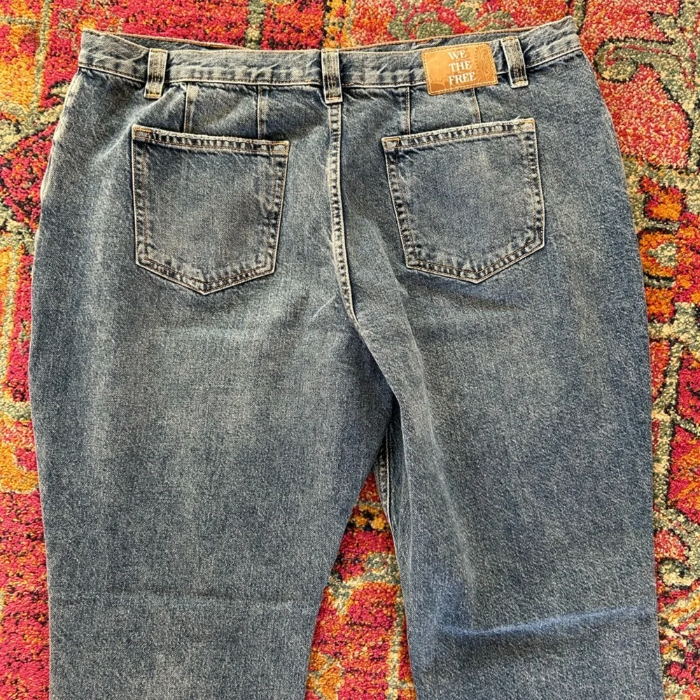 Free People | Women’s medium blue Curvy Siren Low Rise button fly jeans, size 35